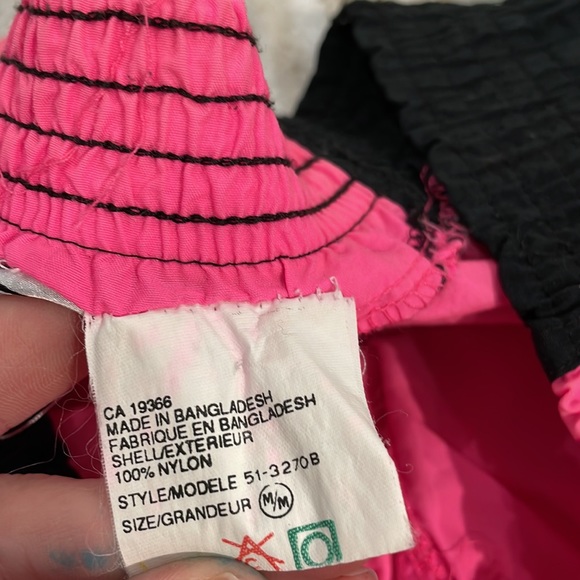 Retro Shorts - Picture 4 of 13